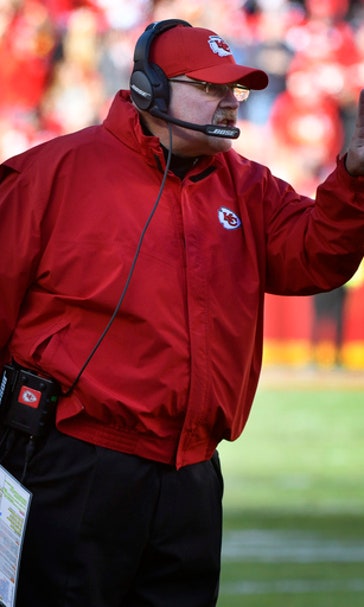 Chiefs regrouping after 5-game win streak snapped by Bucs